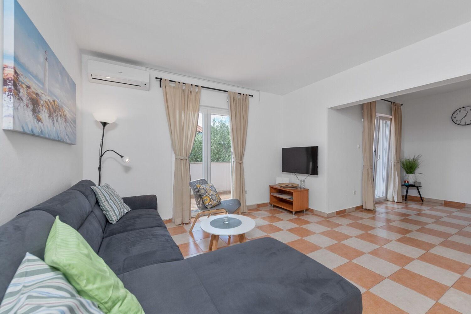 Apartment Uga2 Mandre Ngoại thất bức ảnh