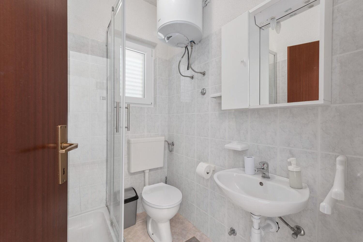 Apartment Uga2 Mandre Ngoại thất bức ảnh