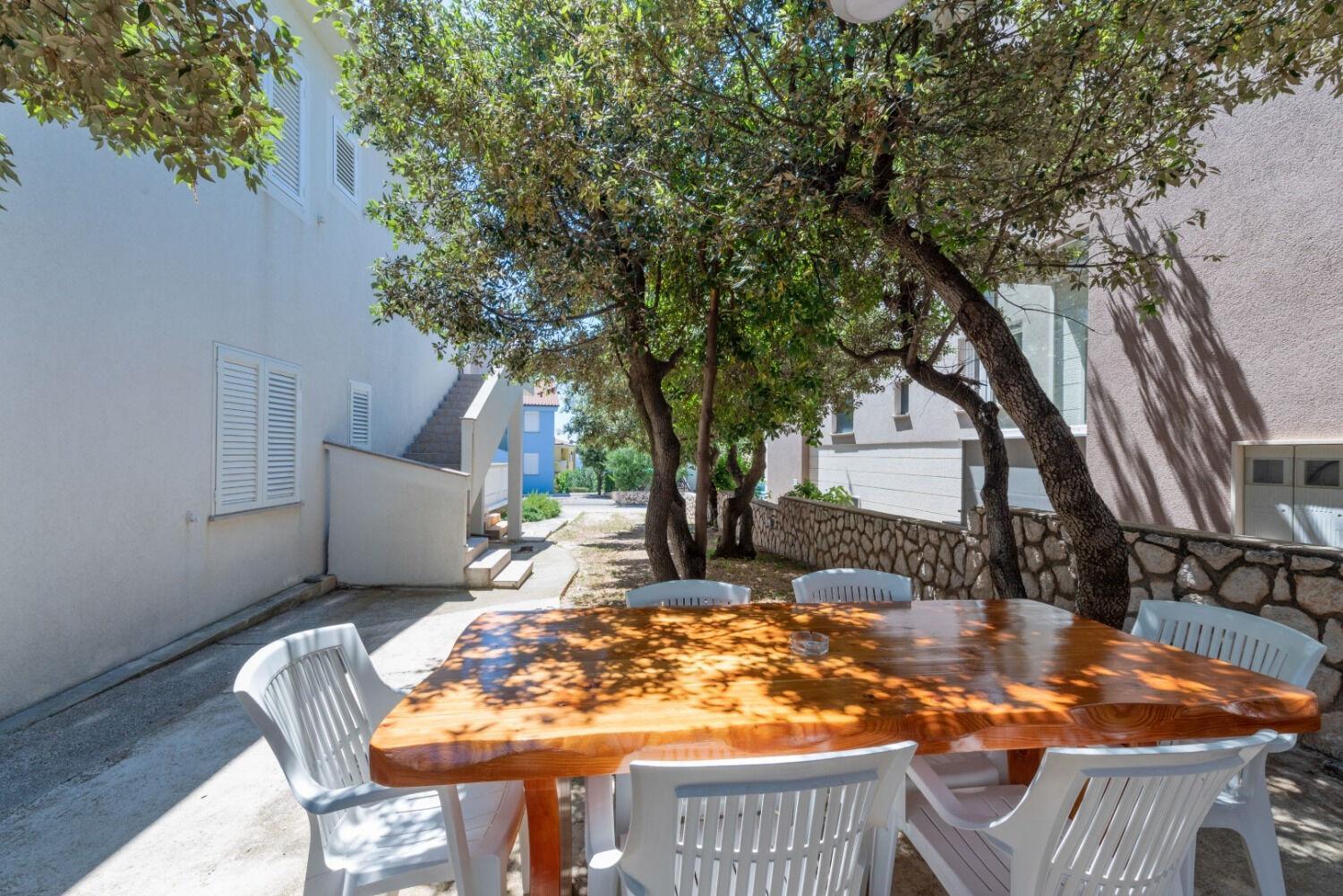 Apartment Uga2 Mandre Ngoại thất bức ảnh